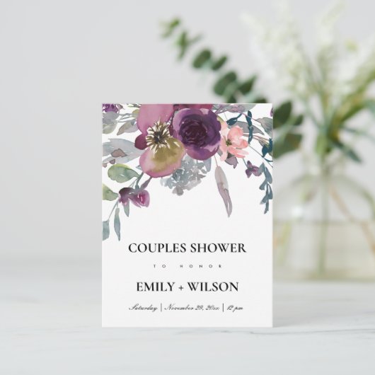 ZACHTE PAARSE LILA WATERVERF FLORAL COUPLES SHOWER UITNODIGING BRIEFKAART (Staand voorkant)