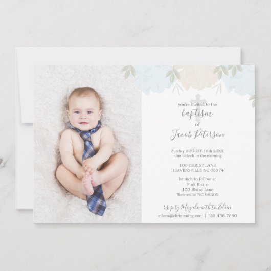 Zachte Pastel Blauwe Pioenen Kruis Jongen Doop Kaart (Voorkant)