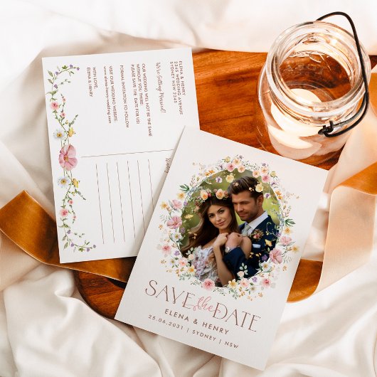 Zachte Pastel Wildflower trouwfoto Save the Date Aankondigingskaart