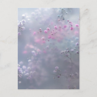 Zachte pastelbloemen in droomachtige vervaging briefkaart