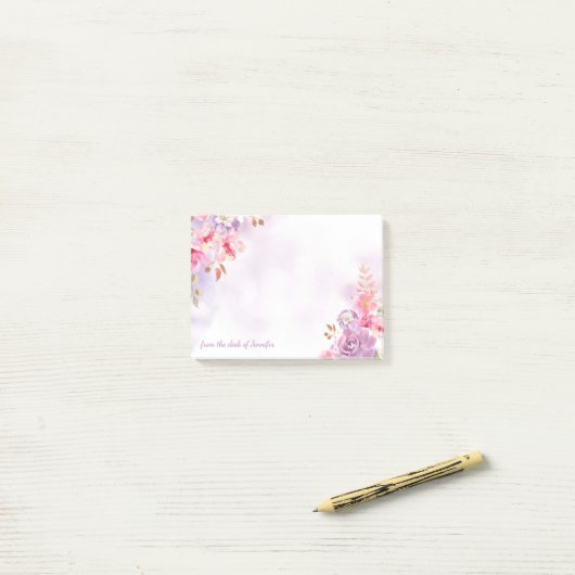 Zachte pastelflorale waterverf met aangepaste naam post-it® notes (Op bureau)