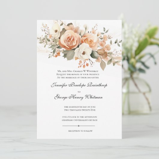 Zachte perzik bloemige bruiloft uitnodiging (Staand voorkant)