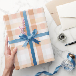 Zachte perzik witte licht geruite roze patroon cadeaupapier