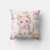Zachte Pluizige Kittens met Roze Rozen Kussen (Voorkant)