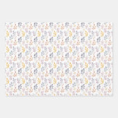 Zachte regenboogbladeren op wit inpakpapier vel (Voorkant)