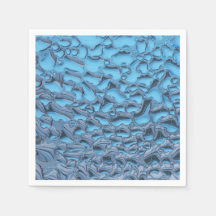 Zachte regendruppels op blauw glas