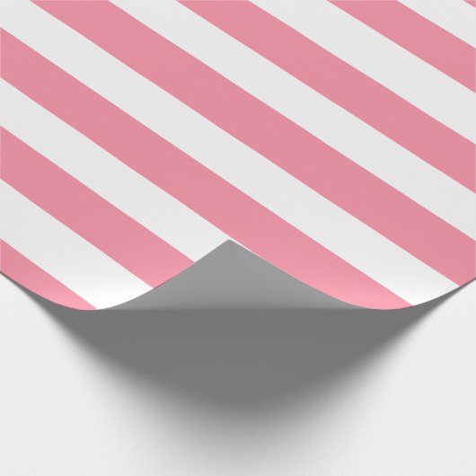 Zachte roze en witte strepen cadeaupapier (Hoek)