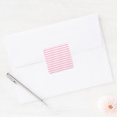 Zachte roze en witte strepen vierkante sticker (Envelop)