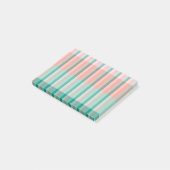 Zachte roze peach Amber Yucca en Arbor Green Trans Post-it® Notes (Schuin)