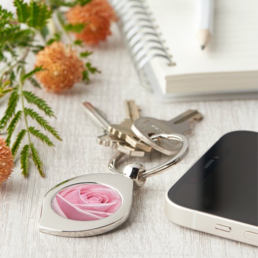 Zachte Roze Roze Sleutelhanger (Zijkant)
