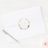 Zachte Roze Tulp Bruidsuitnodiging Ronde Sticker (Envelop)