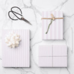 Zachte Roze & Witte Strepen Inpakpapier Vel<br><div class="desc">Voeg een zoete en charmante touch toe aan je cadeaus met dit Roze & Witte Strepen Inpakpapier. Perfect voor verjaardagen,  baby showers,  bruiloften en meer,  het klassieke gestreepte ontwerp maakt elk cadeau er leuk en feestelijk uitzien.</div>