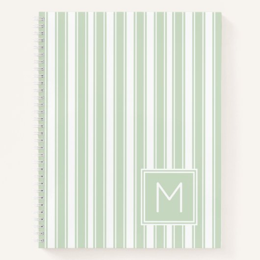 Zachte Sage Groen en Wit Ticking Streep Monogram Notitieboek (Voorkant)