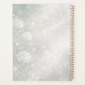 Zachte salie en wit bevroren bloemen AI-kunst Planner (Achterkant)