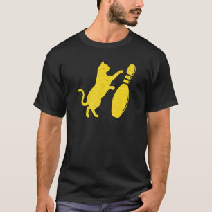 Zachte Stijl Mopshond die Bowling Kegel Omver Werp T-shirt