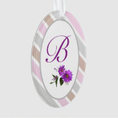 Zachte tonen van roze monogrammed diagonale strepe ornament (voorkant)