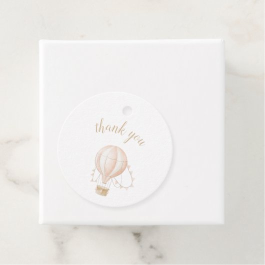 Zachte, warme luchtballon, ronde Labels met cadeau (In situ)