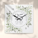 Zachte Waterverf met 25e bruiloft Jubileum Vierkante Klok<br><div class="desc">Met delicate bladeren van de zachte waterverf kan deze botanische 25e trouwdag gepersonaliseerd worden met je speciale verjaardagsinformatie in elegante zilvertekst. Ontworpen door: Thisnotme©</div>