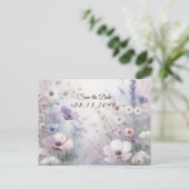 Zachte Wildflower Meadow Daydreams Aankondigingskaart (Staand voorkant)