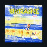 Zachte zangerband Geel Blauw Zilver, geplateerd N Magneet<br><div class="desc">Gebaseerd op mijn buitenkunstwerk. Gouache en inkt op getextureerd papier. Een jongen die met het zand speelt,  een groot containerschip passeert. Ruwweg in Oekraïense kleuren.</div>