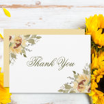 Zachte zonnebloemen bruiloft bedankkaart<br><div class="desc">Deze huwelijksuitnodiging maakt deel uit van de Soft Sunflower Wedding Invitation Suite van kaarten die zijn gemaakt door Eenvoudig Farmhouse Press. De zonnebloem met zachte waterverf en groene hoekbouquetten zijn de perfecte touwtjes voor een zomers- of vroege herfstbruiloft. Voeg een persoonlijke aanraking toe door uw eigen bericht en/of namen op...</div>