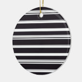 Zachte zwarte witte strepen keramisch ornament (Links)
