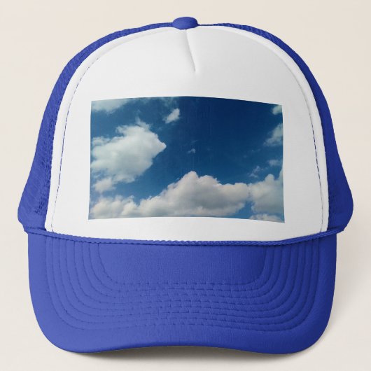 Zachtheid voor de wolken trucker pet (Voorkant)