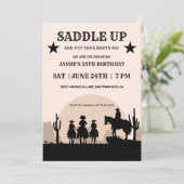Zaddle up Wild Cowboy Birthday Uitnodiging (Staand voorkant)