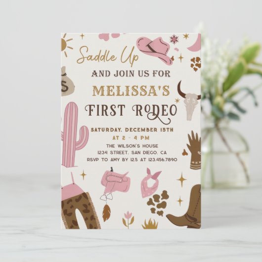 Zadel op Wild West Rodeo Cowgirl Ranch Verjaardag Kaart (Staand voorkant)