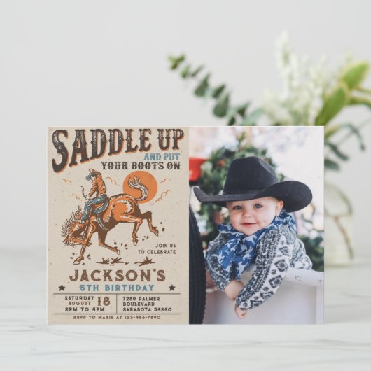 Zadel Western Rodeo Cowboy Verjaardagsfoto Kaart (Staand voorkant)