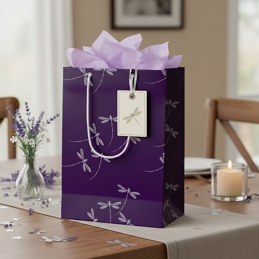 Zadeltas in vlucht middel grote cadeautas