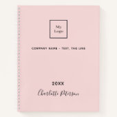 Zakelijk logo blush roze elegant monogram notitieboek (Voorkant)