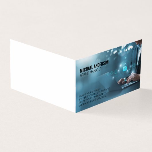 Zakelijk Man op de computer | Gegevens Kaart (Buitenkant)