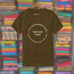 Zakelijk merk in ronde patroontekst op bruin t-shirt
