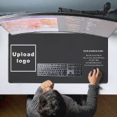 Zakelijk merk op Black Desk Mat
