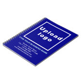 Zakelijk merk op blauwe notitieboek (Linkerzijde)
