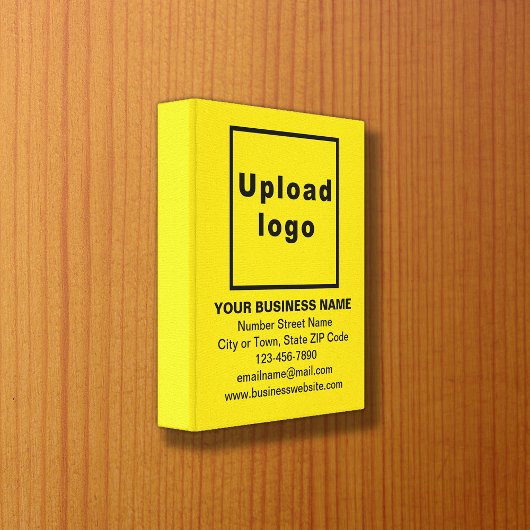 Zakelijk merk op geel canvas afdrukken