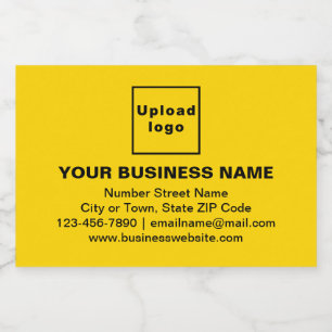 Zakelijk merk op geel, klein formaat likeurfles etiket