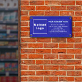 Zakelijk merk op kleine blauwe banner