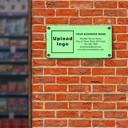 Zakelijk merk op kleine lichte groene banner