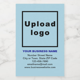 Zakelijk merk op lichtblauw etiket voor kleine wij