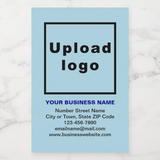 Zakelijk merk op lichtblauw etiket voor kleine wij (Enkel label)