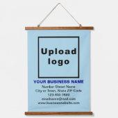 Zakelijk merk op lichtblauw handvat hangend wandkleed (Voorkant)