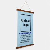 Zakelijk merk op lichtblauw handvat hangend wandkleed (Gebogen)