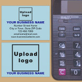 Zakelijk merk op lichtblauwe rechthoek informatiekaartje