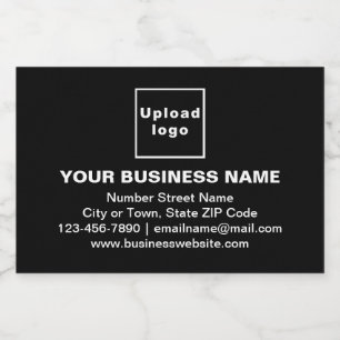 Zakelijk merk op zwarte kleine grootte likeurfles etiket