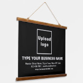 Zakelijk merk op zwarte rechthoek met hangende tap hangend wandkleed (Gebogen)