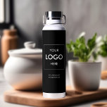 Zakelijke Logo minimaal zwart Waterfles<br><div class="desc">Introductie van onze op maat ontworpen waterfles, de perfecte belichaming van stijl, duurzaamheid en functionaliteit, op maat gemaakt voor uw kleine bedrijf. Of u nu uw merk wilt promoten, een boodschap wilt verspreiden of gewoon een doordacht geschenk wilt aanbieden aan uw klanten en klanten, onze aangepaste waterfles is het ideale...</div>