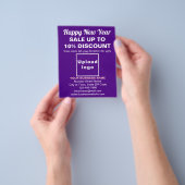 Zakelijke nieuwjaarsverkoop op Paarse Flyer (Hand)