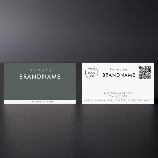 Zakelijke QR-code visitekaartjes met eigen logo